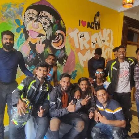 Travel Monkey Hostel 阿格拉 外观 照片
