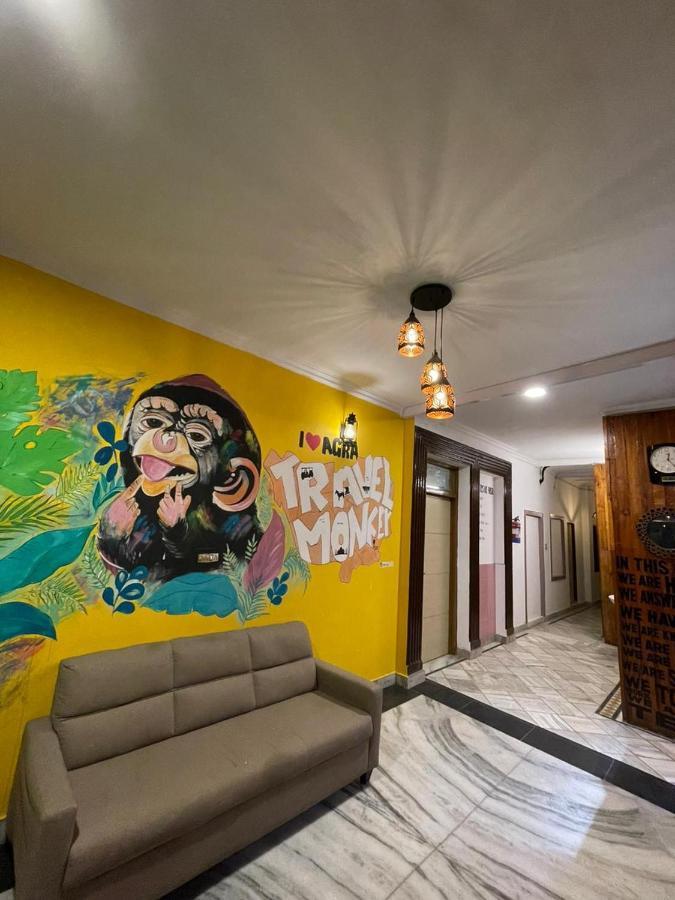 Travel Monkey Hostel 阿格拉 外观 照片