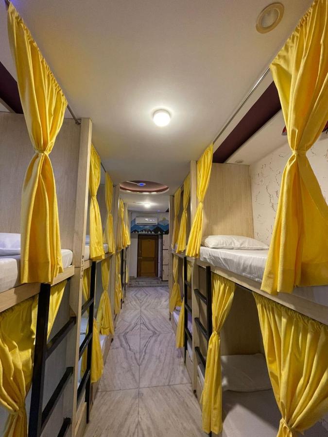 Travel Monkey Hostel 阿格拉 外观 照片