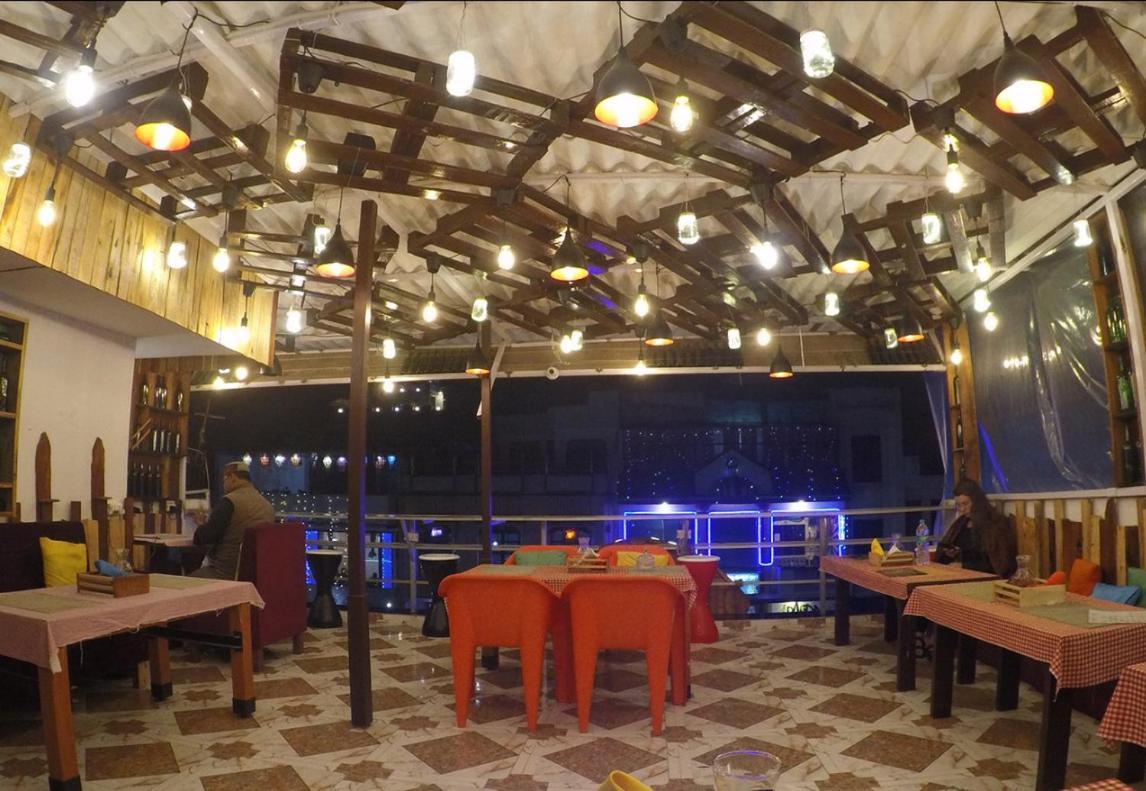 Travel Monkey Hostel 阿格拉 外观 照片